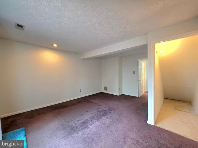 $2,200 | 8568 Koluder Court, Lorton, VA 22079