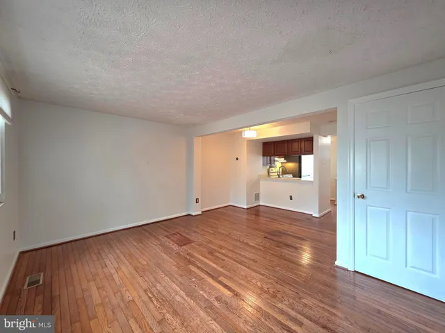 $2,200 | 8568 Koluder Court, Lorton, VA 22079