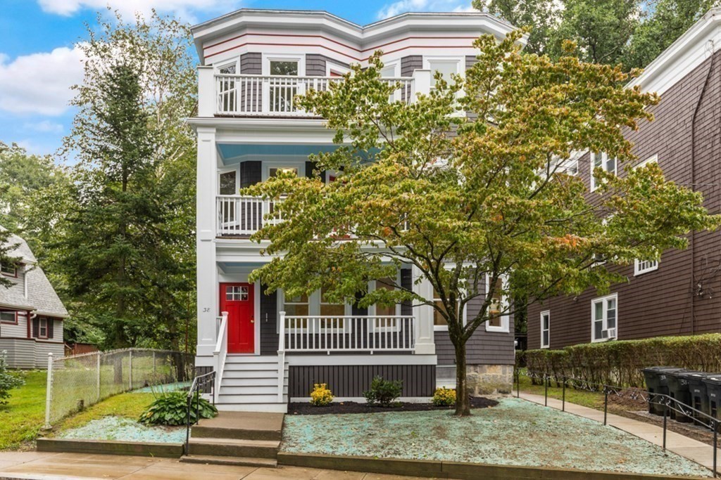 38 Robeson Street, Unit 2 Boston, MA 02130 - Photo 2 of 38 Gallery Image 2