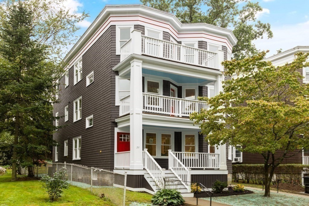 38 Robeson Street, Unit 2 Boston, MA 02130 - Photo 29 of 38 Gallery Image 29