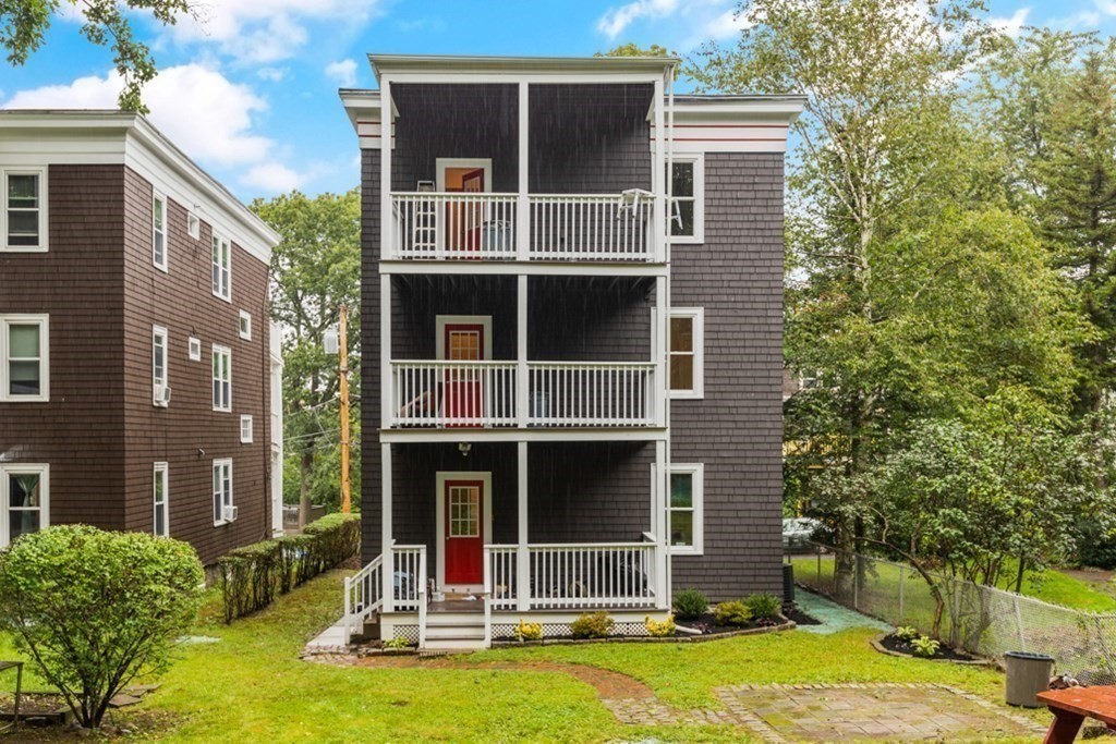 38 Robeson Street, Unit 2 Boston, MA 02130 - Photo 31 of 38 Gallery Image 31