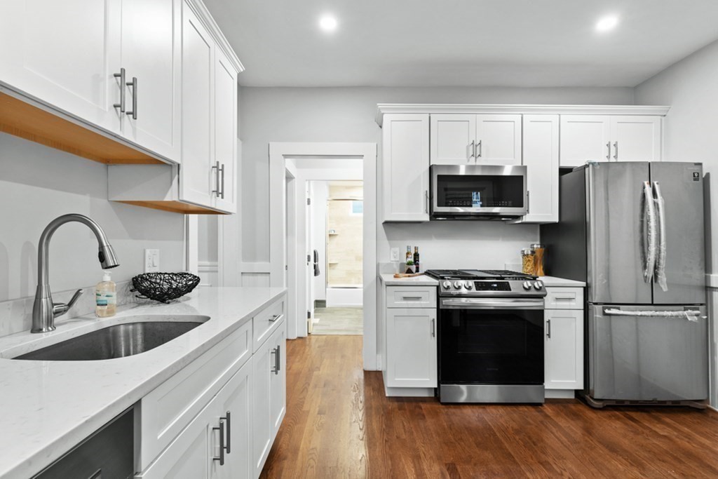 38 Robeson Street, Unit 2 Boston, MA 02130 - Photo 6 of 38 Gallery Image 6