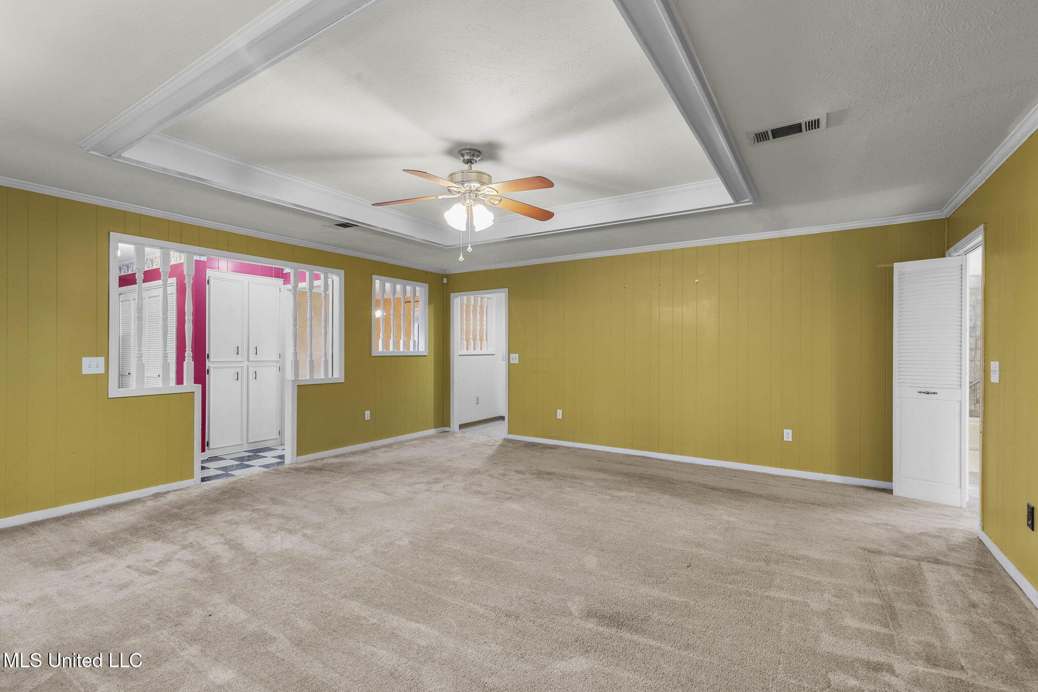 102 Sunline Drive Brandon, MS 39042 - Photo 12 of 45 Living Room
