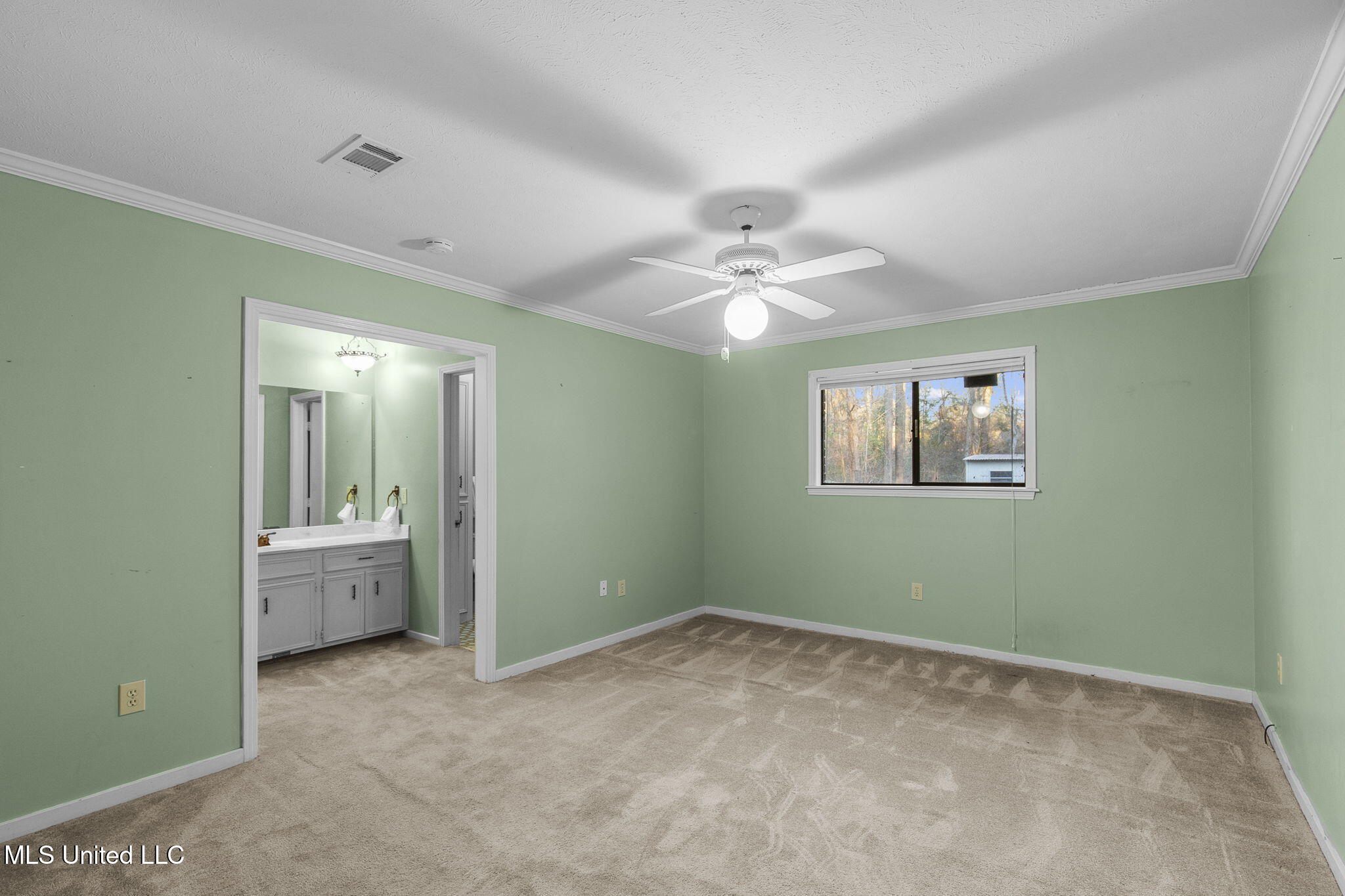 102 Sunline Drive Brandon, MS 39042 - Photo 27 of 45 Master Bedroom