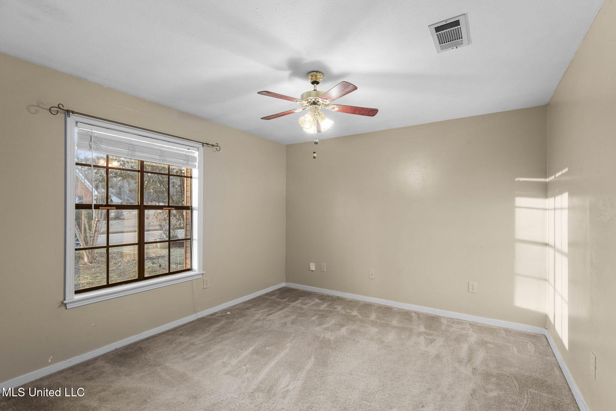 102 Sunline Drive Brandon, MS 39042 - Photo 37 of 45 Guest room 2