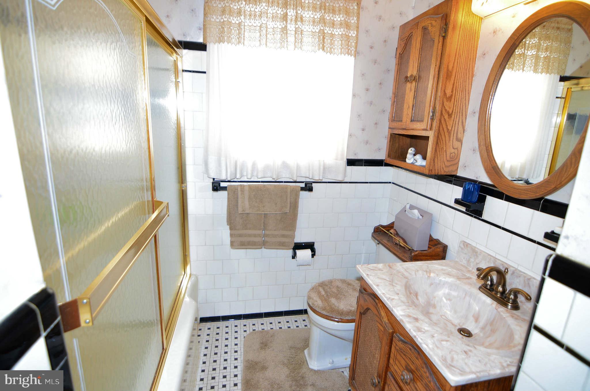 227 Homewood Road Linthicum Heights, MD 21090 - Photo 14 of 30 Bath