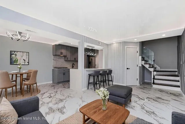 $518,000 | 64 Wolkoff Lane | Graniteville