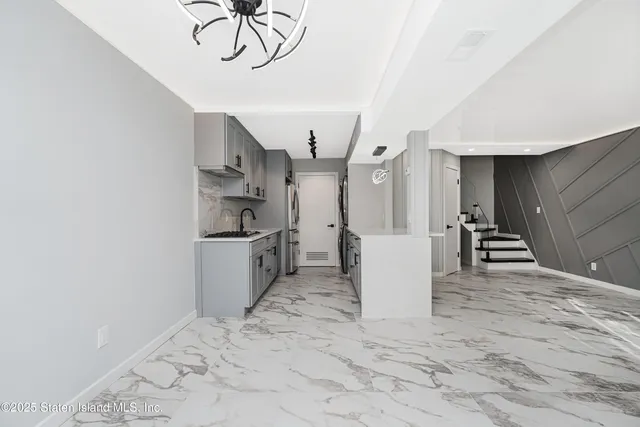 $518,000 | 64 Wolkoff Lane | Graniteville