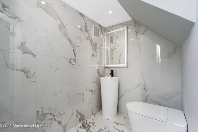 $518,000 | 64 Wolkoff Lane | Graniteville