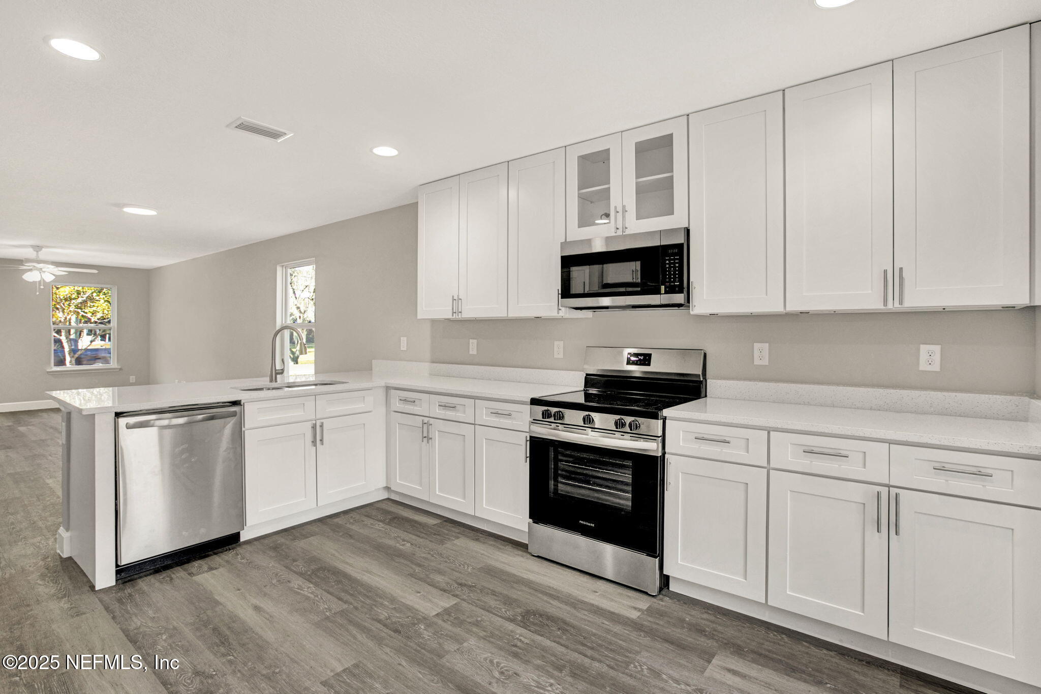 7539 Reed Street Jacksonville, FL 32208 - Photo 21 of 29 Kitchen