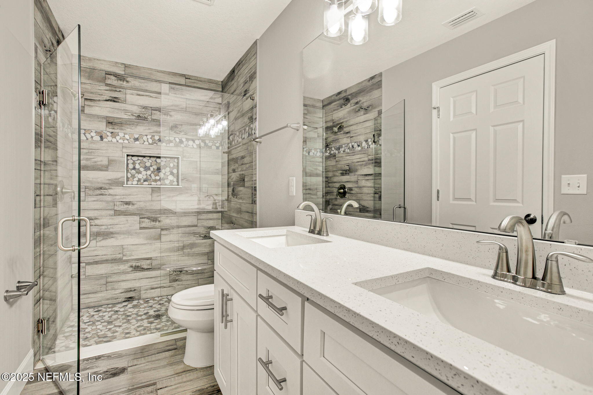 7539 Reed Street Jacksonville, FL 32208 - Photo 25 of 29 Primary Bathroom