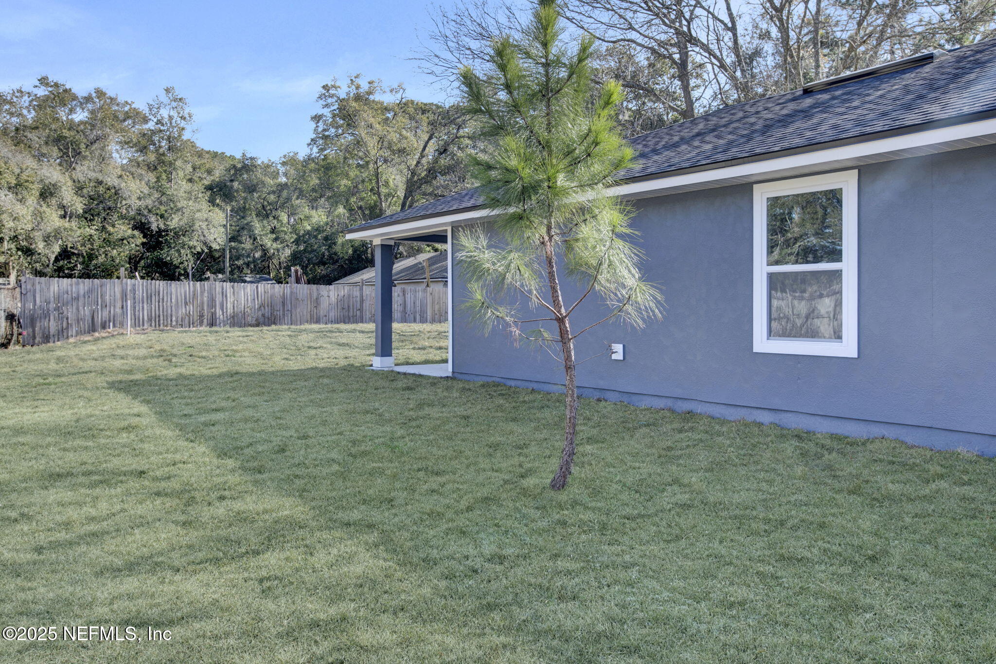 7539 Reed Street Jacksonville, FL 32208 - Photo 3 of 29 Side