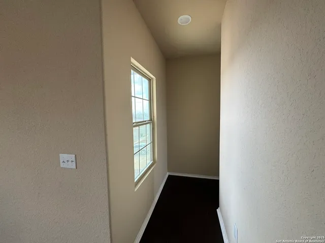 $1,795 | 831 Lee Trevino, San Antonio, TX 78221