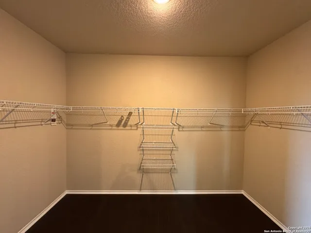 $1,795 | 831 Lee Trevino, San Antonio, TX 78221