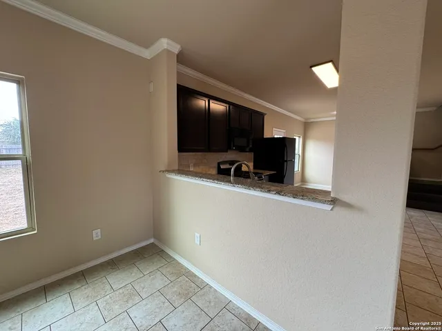 $1,795 | 831 Lee Trevino, San Antonio, TX 78221