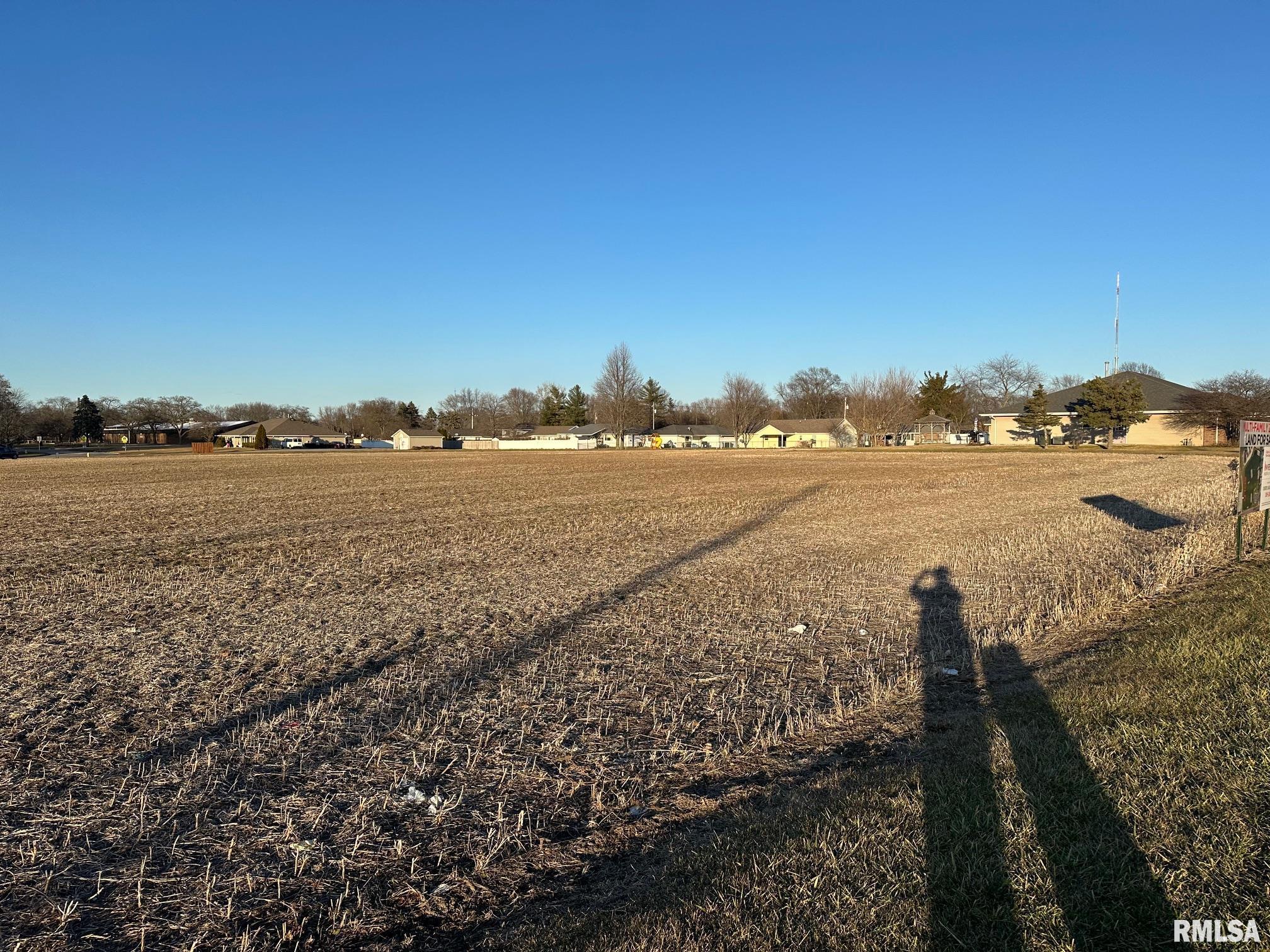 15 Harris Road East Peoria, IL 61611 - Photo 27 of 46