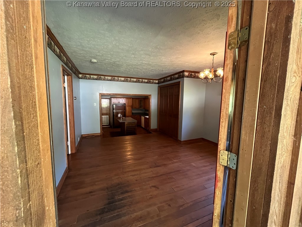 1763 Roundbottom Road Peytona, WV 25154 - Photo 10 of 29 Gallery Image 10