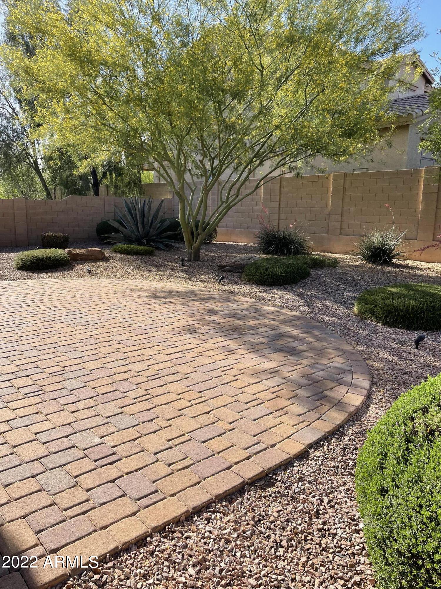 4604 West Moss Springs Road Phoenix, AZ 85086 - Photo 12 of 15 a view of a backyard