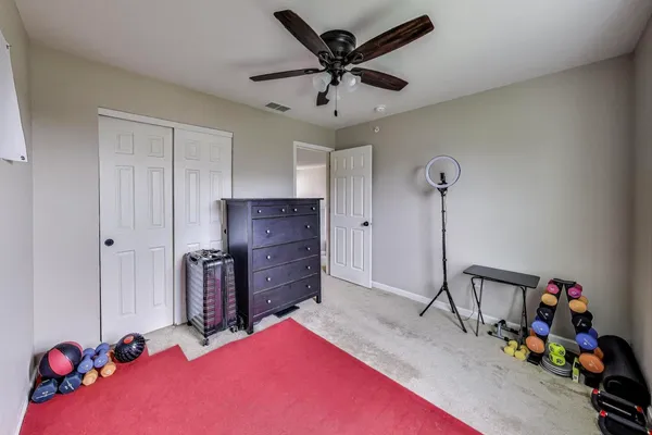 a bed room with a bed