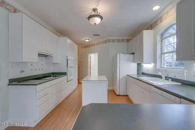 $399,000 | 7730 Manini Way, Diamondhead, MS 39525