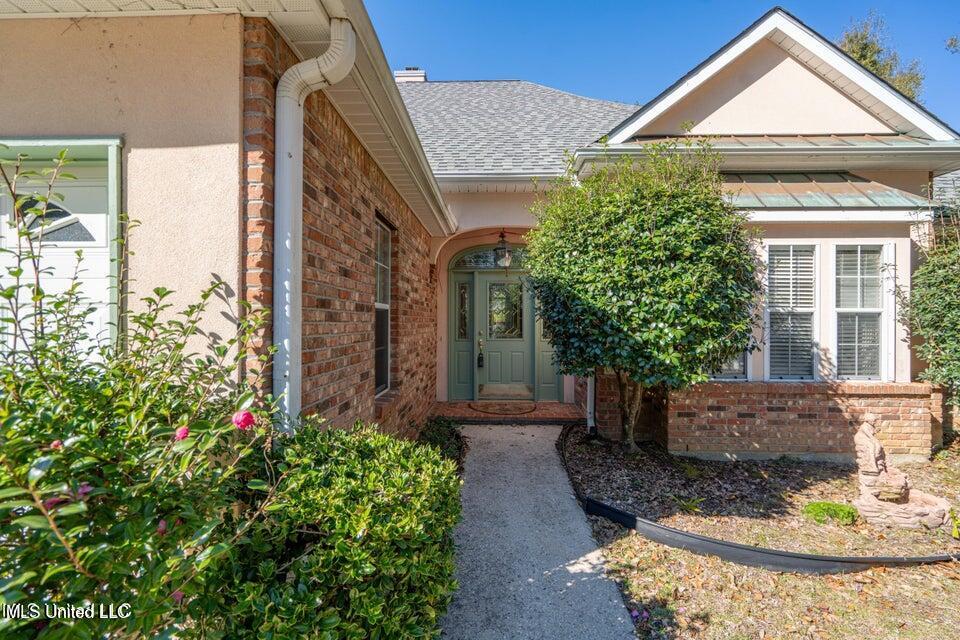 7730 Manini Way Diamondhead, MS 39525 - Photo 4 of 73 4