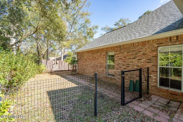 $399,000 | 7730 Manini Way, Diamondhead, MS 39525
