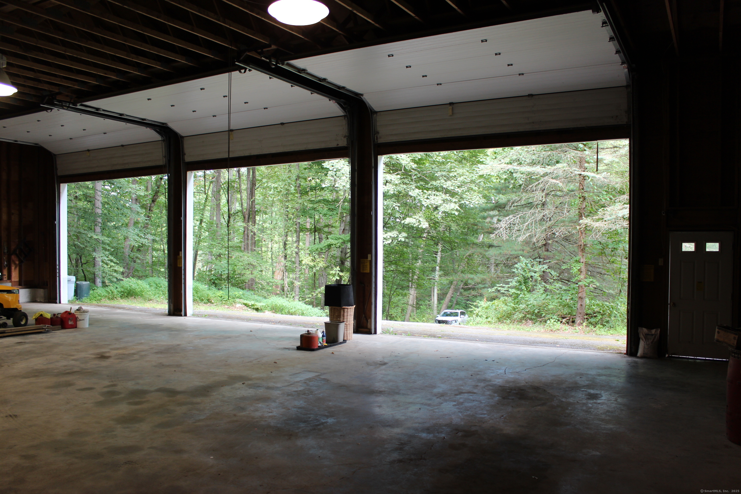189 Crane Hollow Road Bethlehem, CT 06751 - Photo 36 of 40 a view of room with green walls