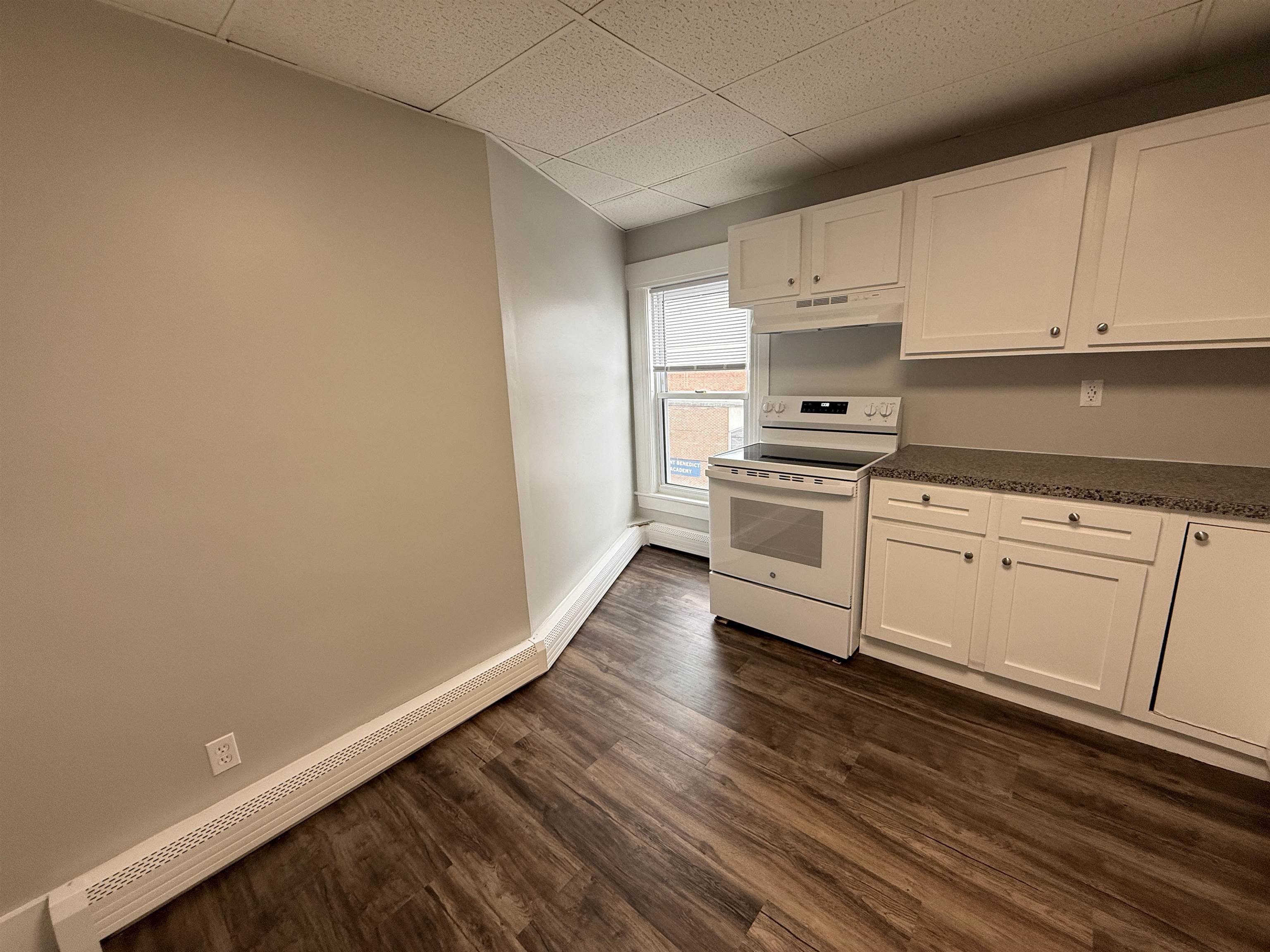 62 Ferry Street, Unit 3 Manchester, NH 03102 - Photo 7 of 30