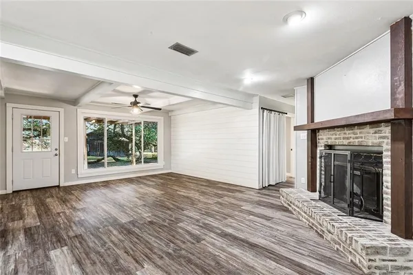 $1,800 | 24004 Lowe Davis Road, Covington, LA 70435