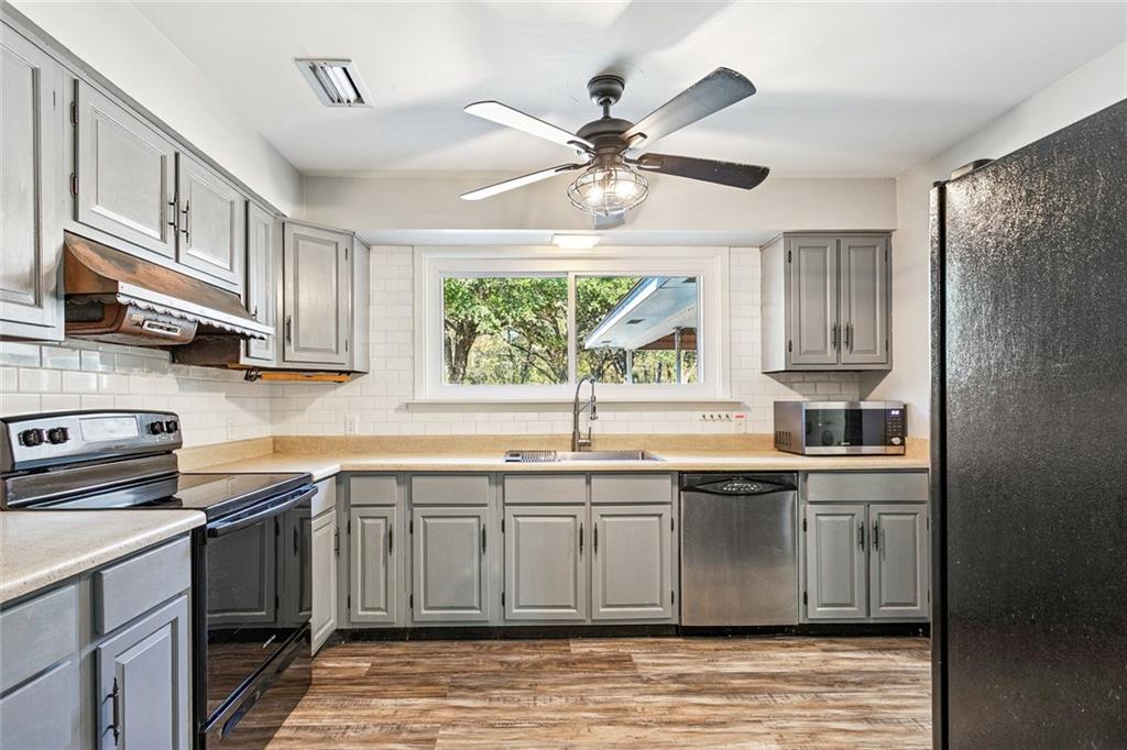 24004 Lowe Davis Road Covington, LA 70435 - Photo 3 of 9