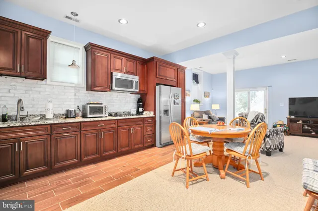 $739,900 | 108 Huntington Hills Lane, Fredericksburg, VA 22401