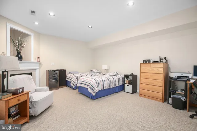 $739,900 | 108 Huntington Hills Lane, Fredericksburg, VA 22401