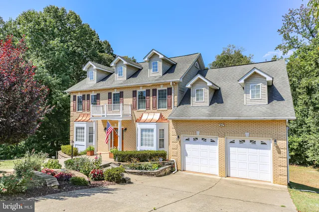 $739,900 | 108 Huntington Hills Lane, Fredericksburg, VA 22401