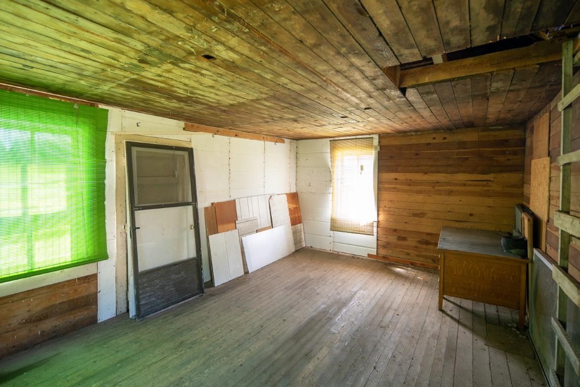 2259 Addy-Gifford Road Addy, WA 99101 - Photo 11 of 33