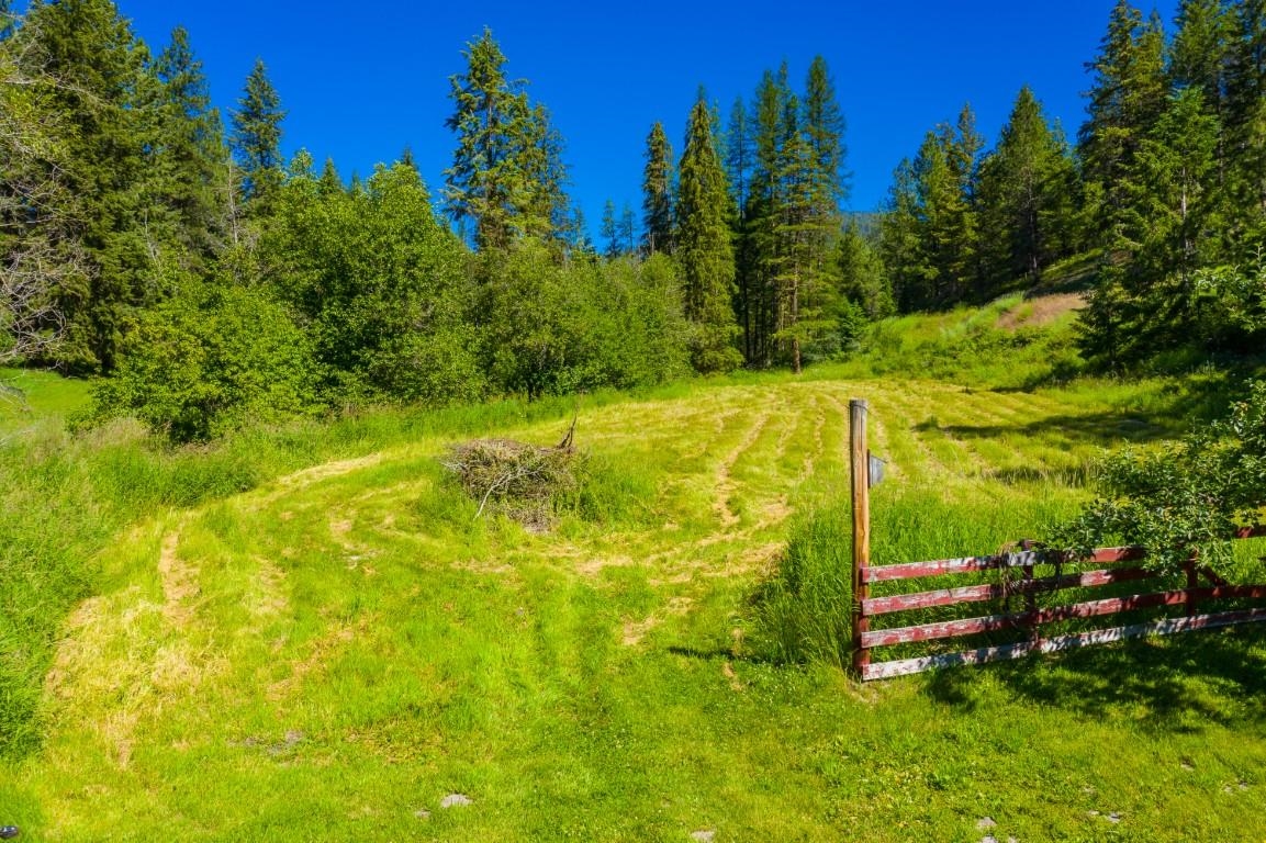 2259 Addy-Gifford Road Addy, WA 99101 - Photo 12 of 33