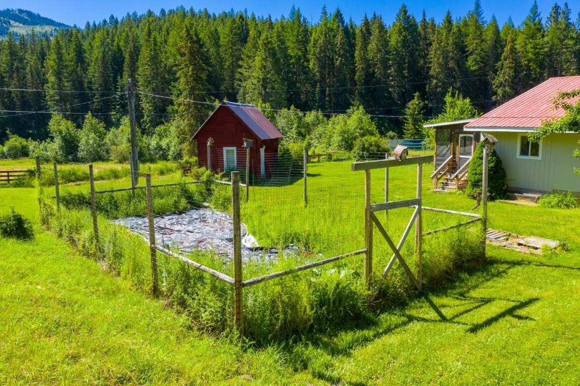 2259 Addy-Gifford Road Addy, WA 99101 - Photo 7 of 33