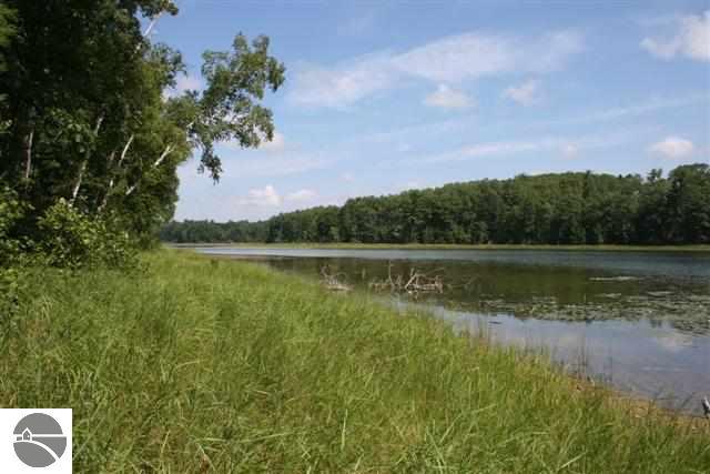 1009 Tranquil Point Road Traverse City, MI 49696 - Photo 1 of 25 1729526.JPG