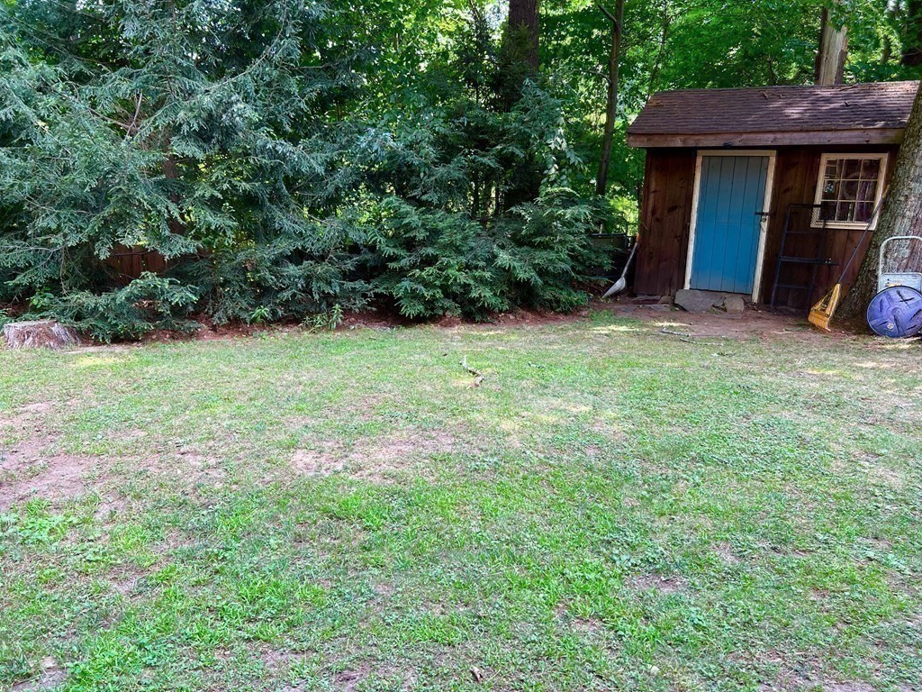 60 Stallion Hill Road Sturbridge, MA 01518 - Photo 14 of 36 Gallery Image 14