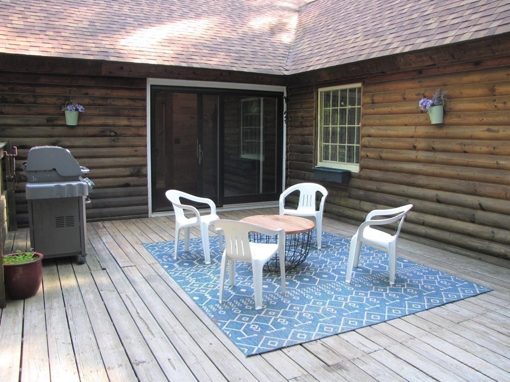 60 Stallion Hill Road Sturbridge, MA 01518 - Photo 18 of 36 Gallery Image 18