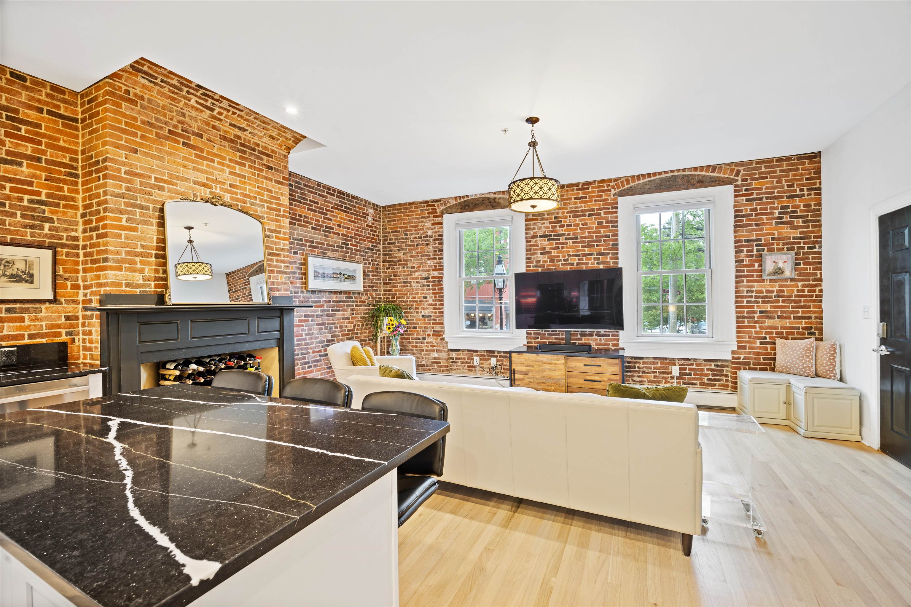 159 State Street, Unit 2A Portsmouth, NH 03801 - Photo 7 of 17