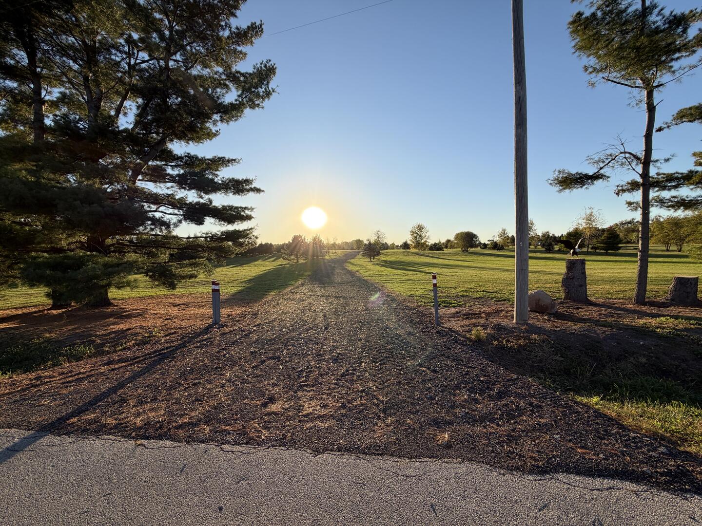 3703 Millstream Road Marengo, IL 60152 - Photo 10 of 41 a view of a yard with wooden fence