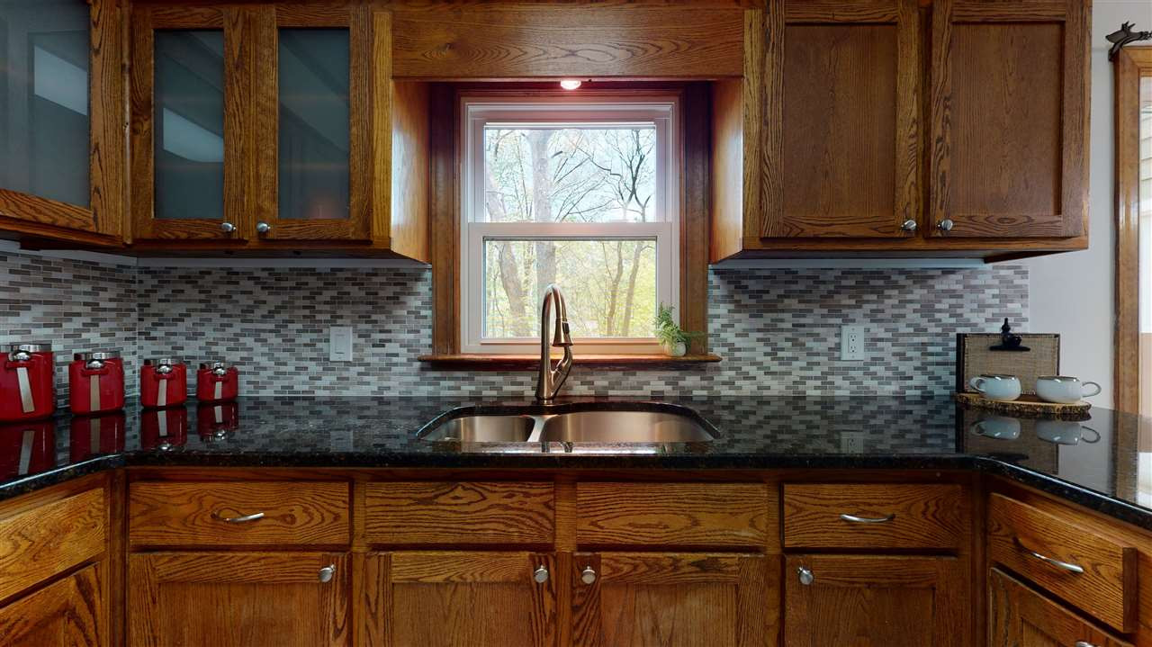 8109 Brookwood Court Raleigh, NC 27613 - Photo 11 of 30 Kitchen