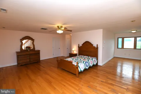 $750,000 | 20503 Darnestown Road, Dickerson, MD 20842