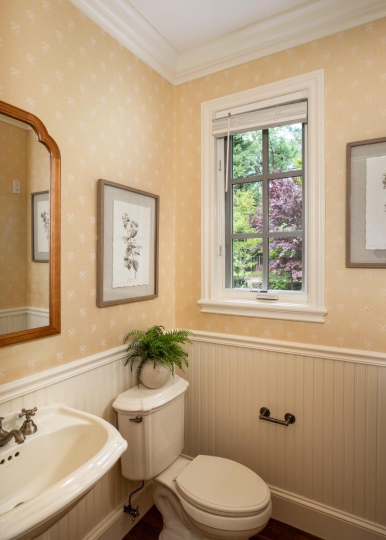 25550 Moody Road Los Altos Hills, CA 94022 - Photo 17 of 44