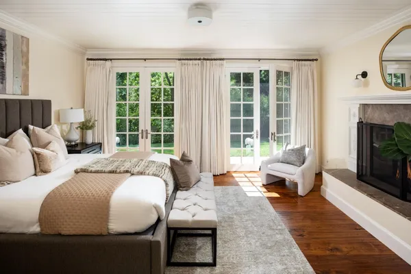 $5,298,000 | 25550 Moody Road, Los Altos Hills, CA 94022