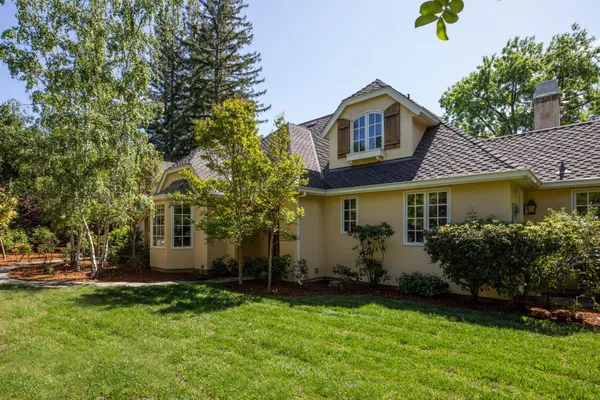 $5,298,000 | 25550 Moody Road, Los Altos Hills, CA 94022