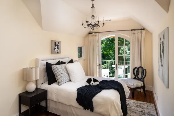 $5,298,000 | 25550 Moody Road, Los Altos Hills, CA 94022