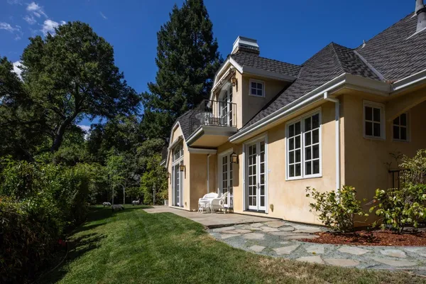 $5,298,000 | 25550 Moody Road, Los Altos Hills, CA 94022