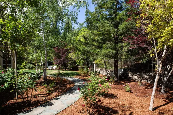 $5,298,000 | 25550 Moody Road, Los Altos Hills, CA 94022