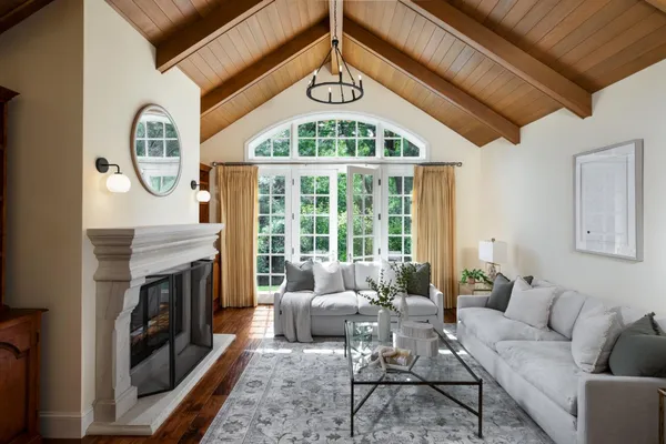 $5,298,000 | 25550 Moody Road, Los Altos Hills, CA 94022